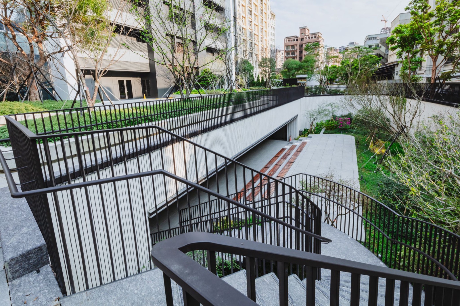 CAAM 承德 168 下沉式花園